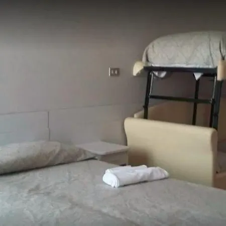 Hotel Ancora 2*